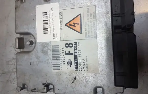 Nissan X-Trail T30 Engine control unit/module 23710EQ405 5800380 2758003802