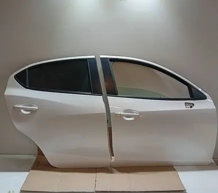 Mazda 2 Front door D0Y05802XF D0Y0-58-02XF D0Y07202XK