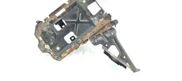 Opel Insignia B Battery tray 84221668