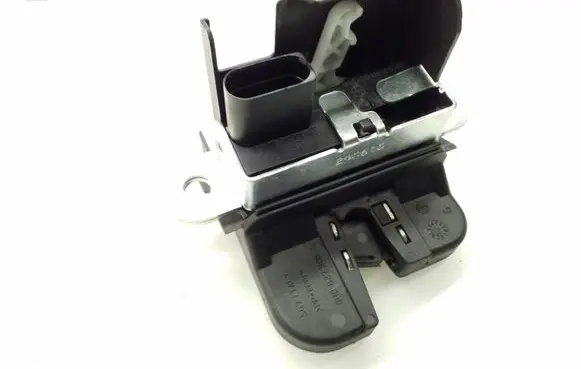 Volkswagen Cross Polo Tailgate/trunk/boot lock/catch/latch 6R0827505B