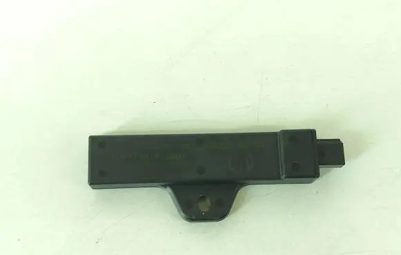 BMW 5 F10 F11 Keyless system antenna 9220832