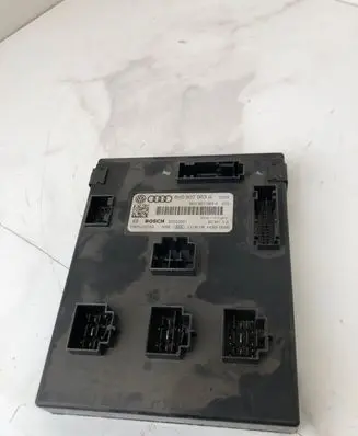 Audi A4 S4 B8 8K Comfort/convenience module 8K0907063A 02022001 F005X99752