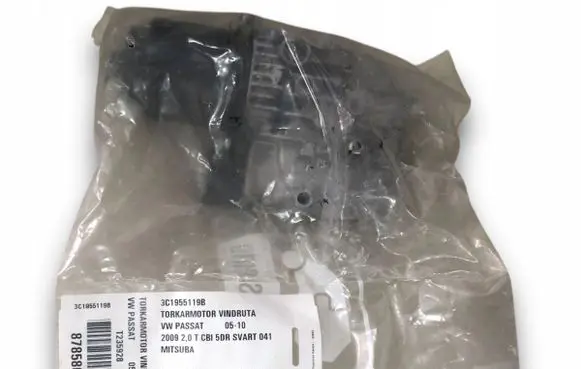 Volkswagen PASSAT B6 Rear window wiper motor 3C1955119B