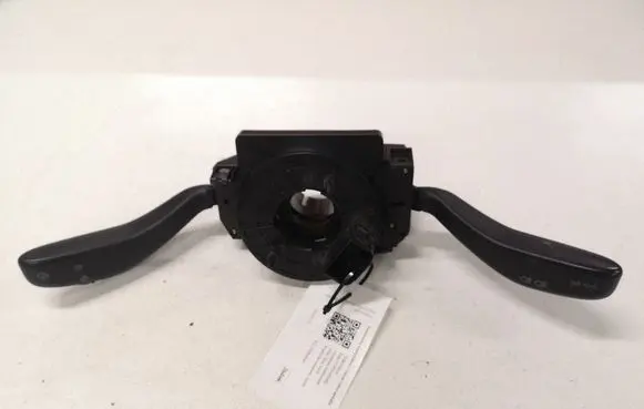 Volkswagen Polo IV 9N3 Wiper turn signal indicator stalk/switch 6Q0953503AD 203257ATW 2319389