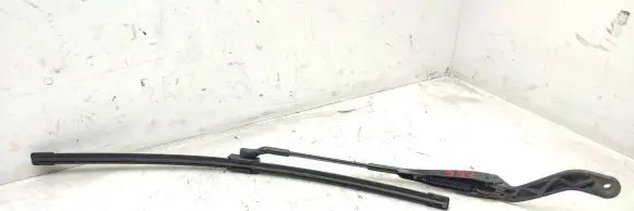 Mercedes-Benz E W211 Windshield/front glass wiper blade A2118201544