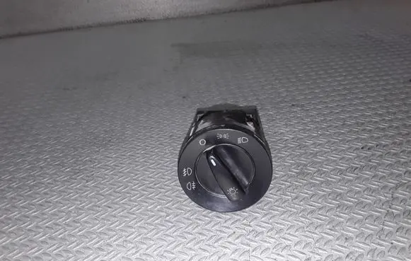 Volkswagen PASSAT B5.5 Light switch 1C094153A