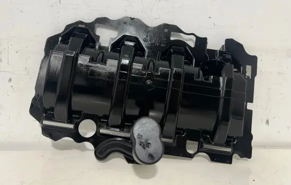 Volkswagen Taigo Oil breather separator 05E103623G