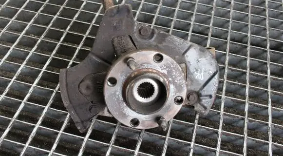 Fiat 500 Front wheel hub