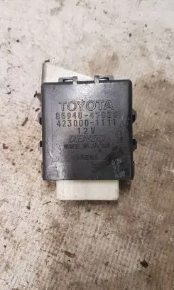 Toyota Prius (XW30) Window wiper relay 8594047020