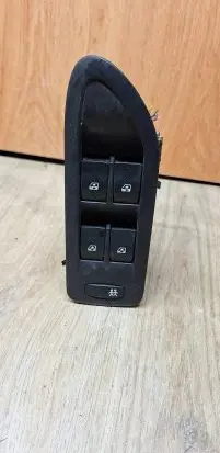 Volkswagen Golf IV Electric window control switch 26515