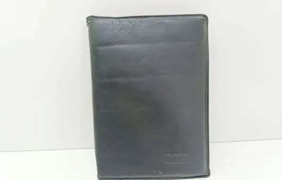 Audi A4 S4 B5 8D Owners service history hand book 
