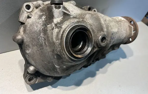 BMW 3 E92 E93 Front differential 7801770 7533433