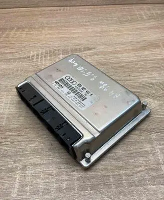 Audi A4 S4 B5 8D Engine control unit/module ECU 8D0907401H 0281001834