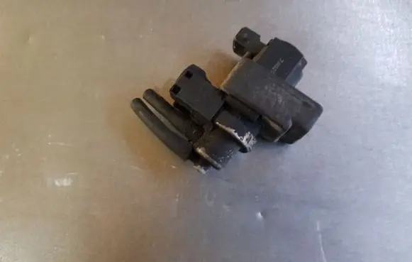 Hyundai Terracan Vacuum valve 
