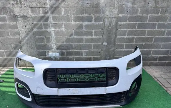 Citroen Berlingo Front bumper 