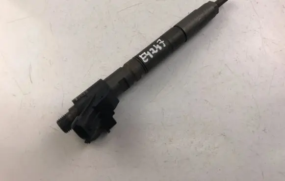 Volvo XC60 Fuel injector 31272690