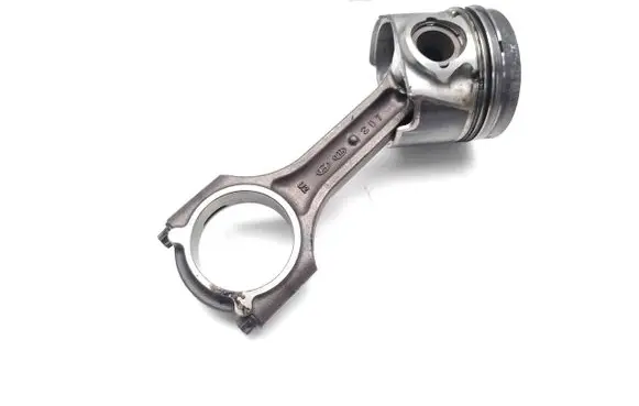 KIA Ceed Piston with connecting rod D4FB