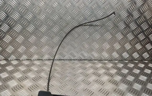 Peugeot 807 Engine bonnet (hood) release handle