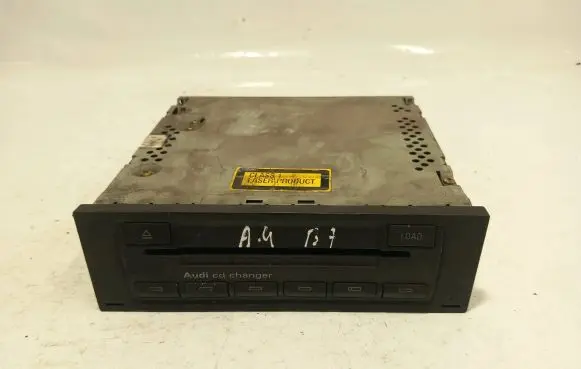 Audi A4 S4 B7 8E 8H CD/DVD changer 8E0035111 CXCA1090L AUE5ZAZ7010444