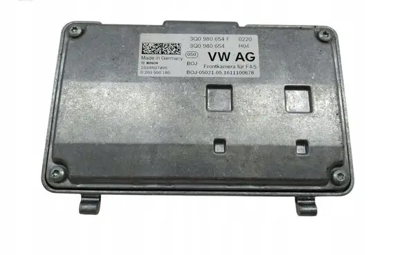 Volkswagen PASSAT B8 Front bumper camera 3Q0980654F