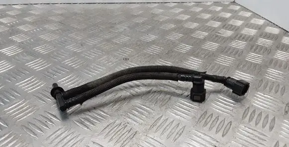 Nissan X-Trail T31 Fuel line pipe