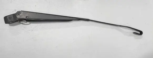 Mercedes-Benz W123 Front wiper blade arm