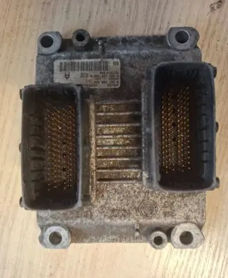 Fiat Grande Punto Engine control unit/module 55188599 0261208030