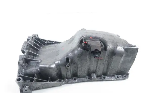 Volkswagen PASSAT B5.5 Oil sump 06B103603N