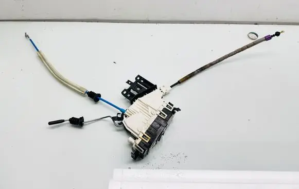 Mercedes-Benz B W246 W242 Rear door lock A2047302835 ZGS00