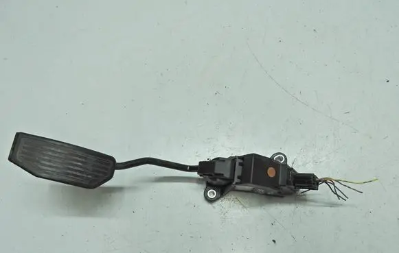 Toyota Verso Accelerator throttle pedal 78110-05021 06775457693