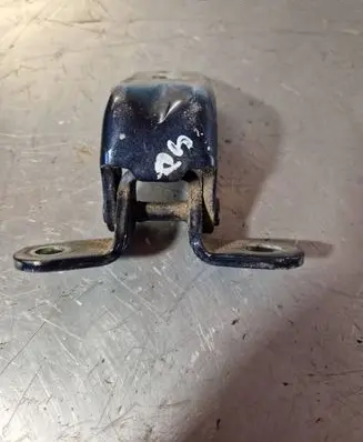 Hyundai i40 Front door upper hinge A046057