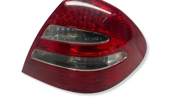 Mercedes-Benz E W211 Rear/tail lights A2118200664