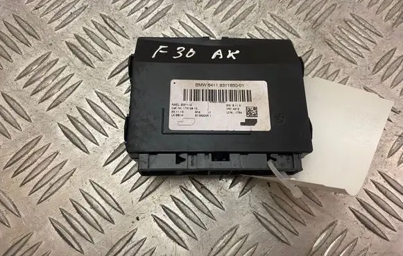 BMW 3 F30 F35 F31 Air conditioning/heating control unit 9311850