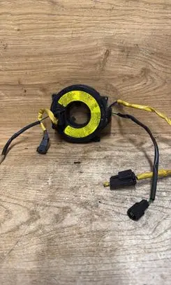 Hyundai Lantra II Airbag slip ring squib (SRS ring)