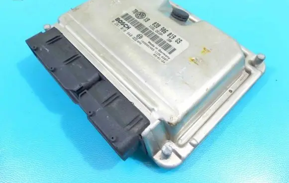 Volkswagen PASSAT B5.5 Engine control unit/module ECU 038906019GS IMPRK1227185