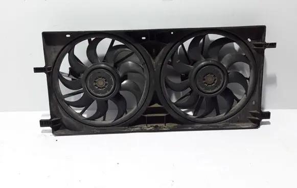 Renault Latitude (L70) Radiator cooling fan shroud 214810032R