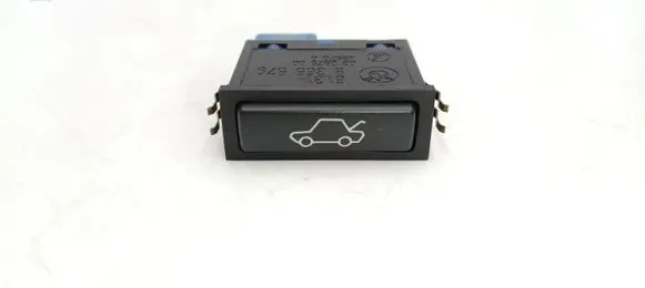 BMW 3 E46 Tailgate opening switch 61318365579 8365579