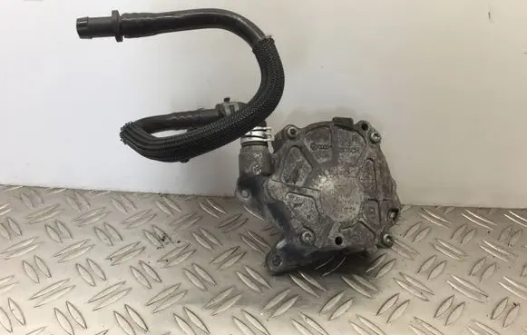 Audi A6 S6 C6 4F Vacuum pump 03L145100F 03L145100