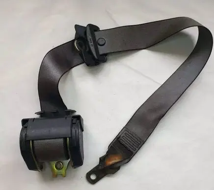 BMW 7 E38 Front seatbelt 8125851