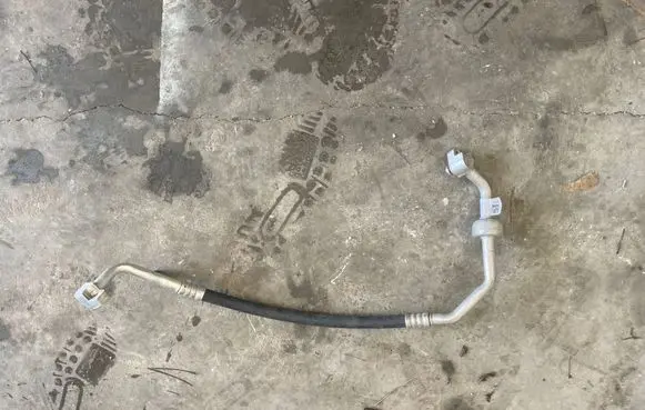 Ford Fiesta Air conditioning (A/C) pipe/hose H1BH-19F618-AF