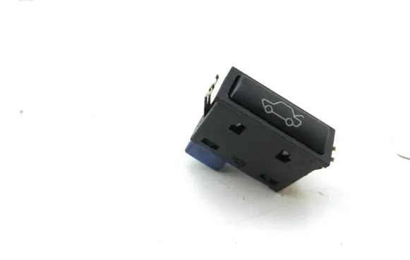 BMW X5 E53 Tailgate opening switch 61318365579