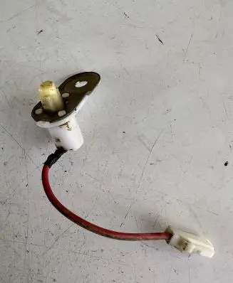 Toyota Land Cruiser (HDJ90) Front door sensor 