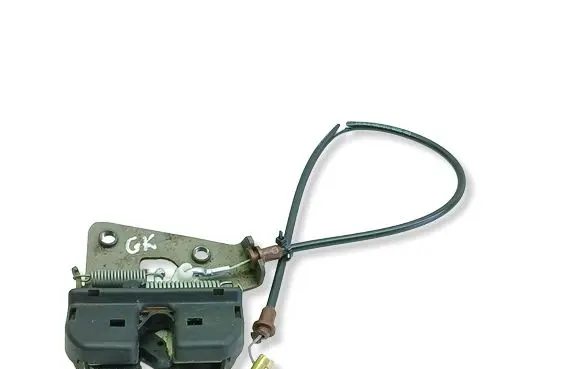 BMW 1 E82 E88 Seat back rest lock catch 7112863 52207112863