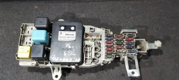 Honda Accord Fuse box set 38600sn7g020m1 b1596