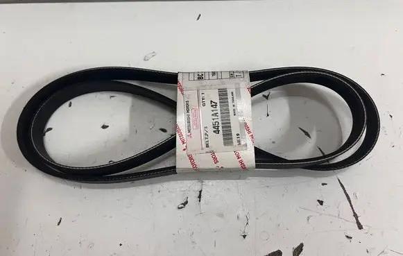 Mitsubishi L200 Power steering pump belt 4451A147