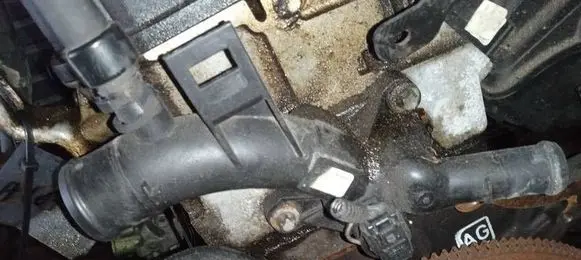 Opel Astra J Engine coolant pipe/hose