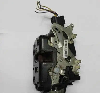 Mercedes-Benz Vito Viano W639 Sliding door lock A6397300735