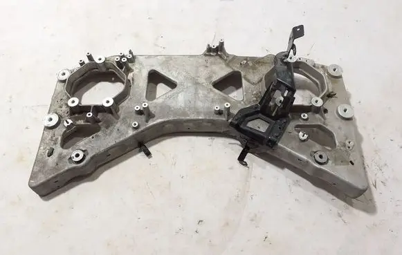 Polestar 2 Engine mounting bracket 32388621