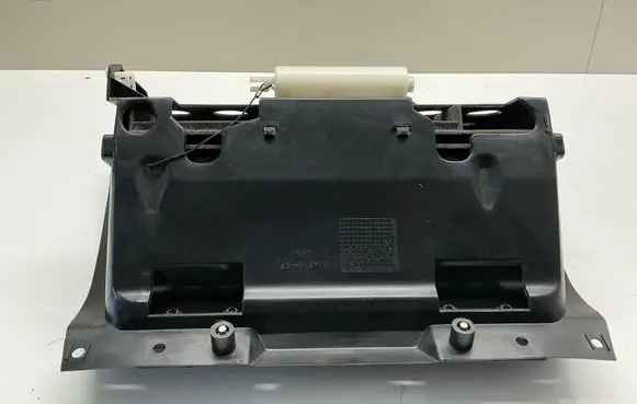 Jaguar XK8 - XKR Glove box set GJA6118
