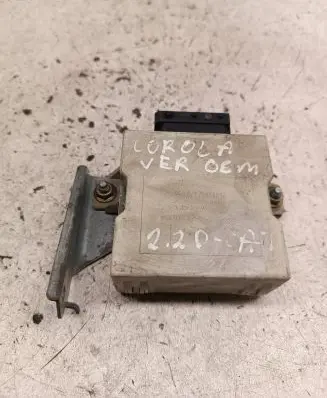 Toyota Avensis T250 Window wiper relay 150696